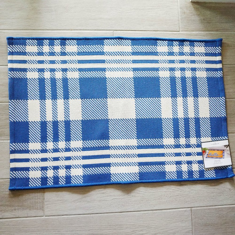 2'x3' Indoor/Outdoor Reversible Scatter Rug Blue